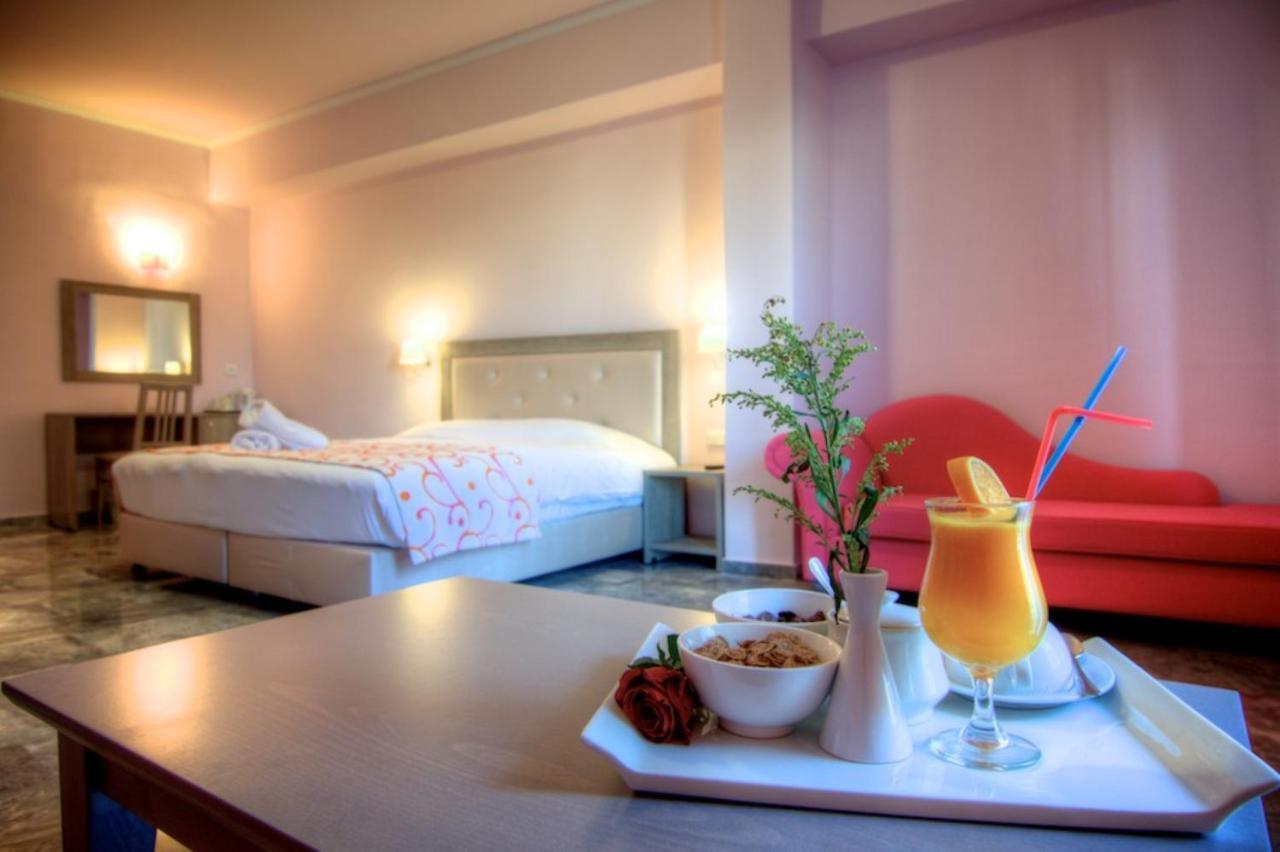 Solimar Dias Hotel Ретимно Екстериор снимка