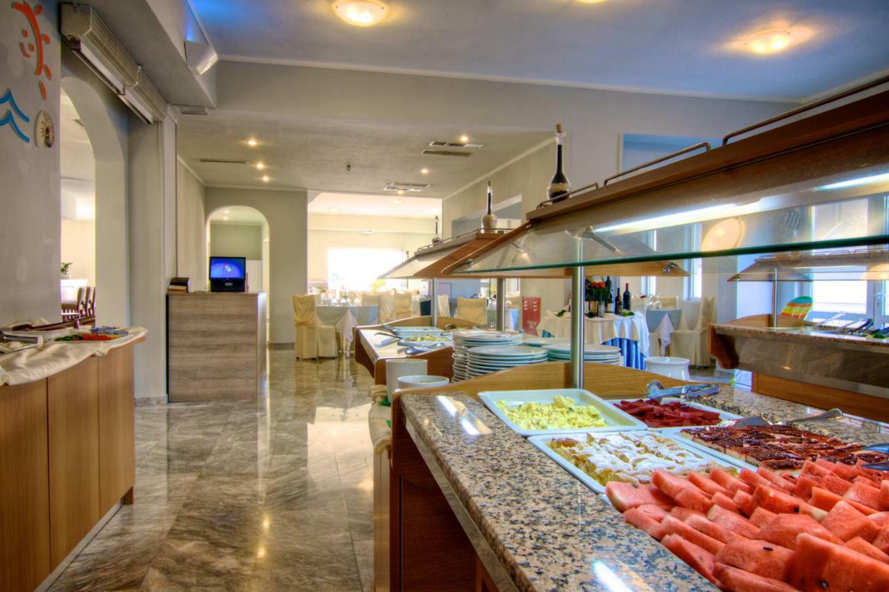 Solimar Dias Hotel Ретимно Екстериор снимка